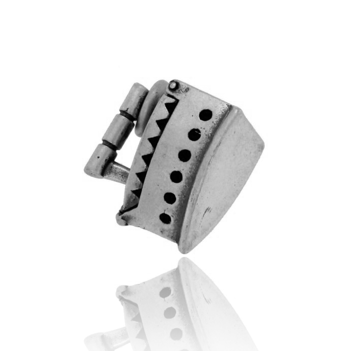 CIONDOLO FERRO DA STIRO ANTICO MM 17X17 IN ARGENTO BRUNITO TIT 925‰