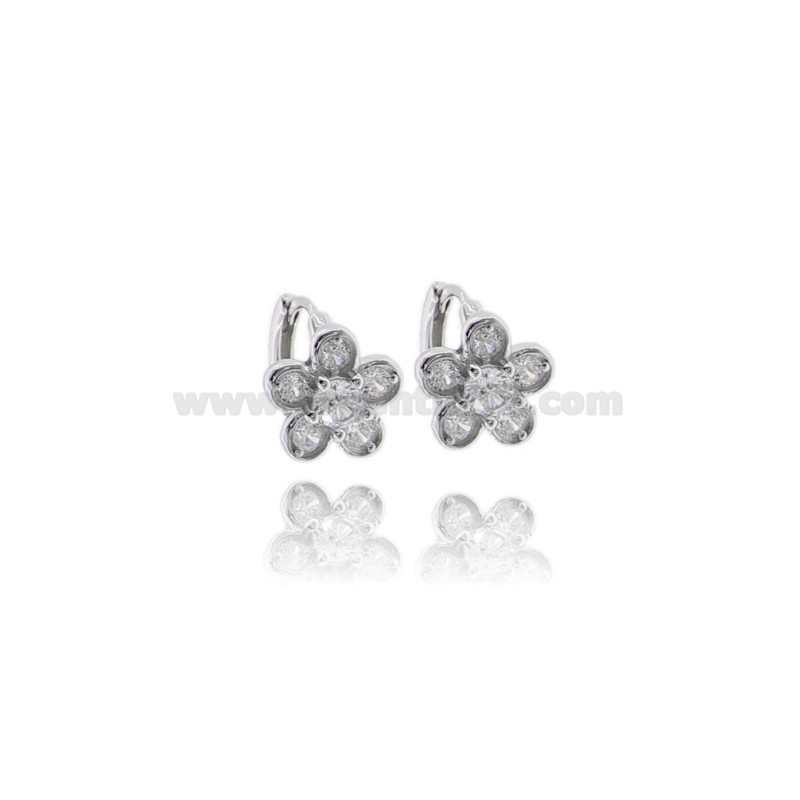 ORECCHINI A CERCHIO MM 10 CON FIORE IN ARGENTO RODIATO TIT 925 E ZIRCONI BIANCHI