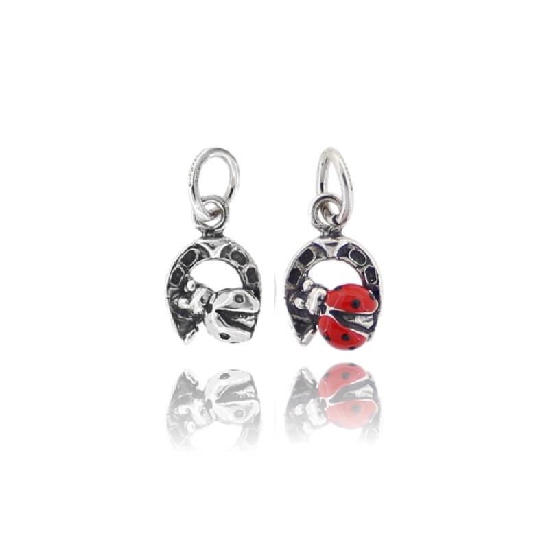 CIONDOLO FERRO DI CAVALLO MM 17 CON COCCINELLA PZ 2 IN ARGENTO BRUNITO TIT 800