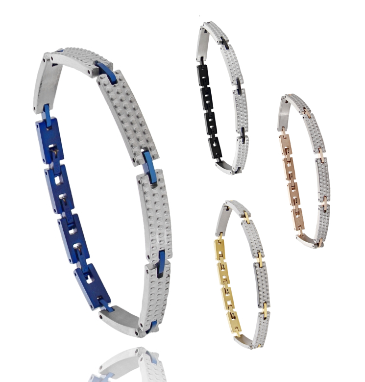 BRACCIALE IMPERNIATO CON TARGHE IN ACCIAIO CM 21